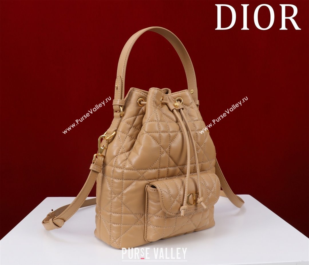 Dior Small Dior Caro Bucket Bag in Macrocannage Lambskin Gold-Tone 2025 S5250 (XXG-250521118)
