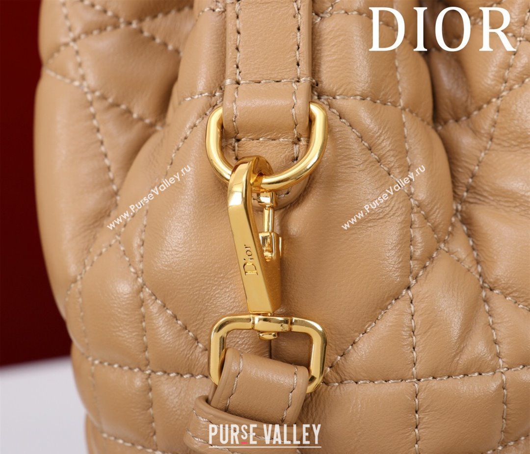 Dior Small Dior Caro Bucket Bag in Macrocannage Lambskin Gold-Tone 2025 S5250 (XXG-250521118)