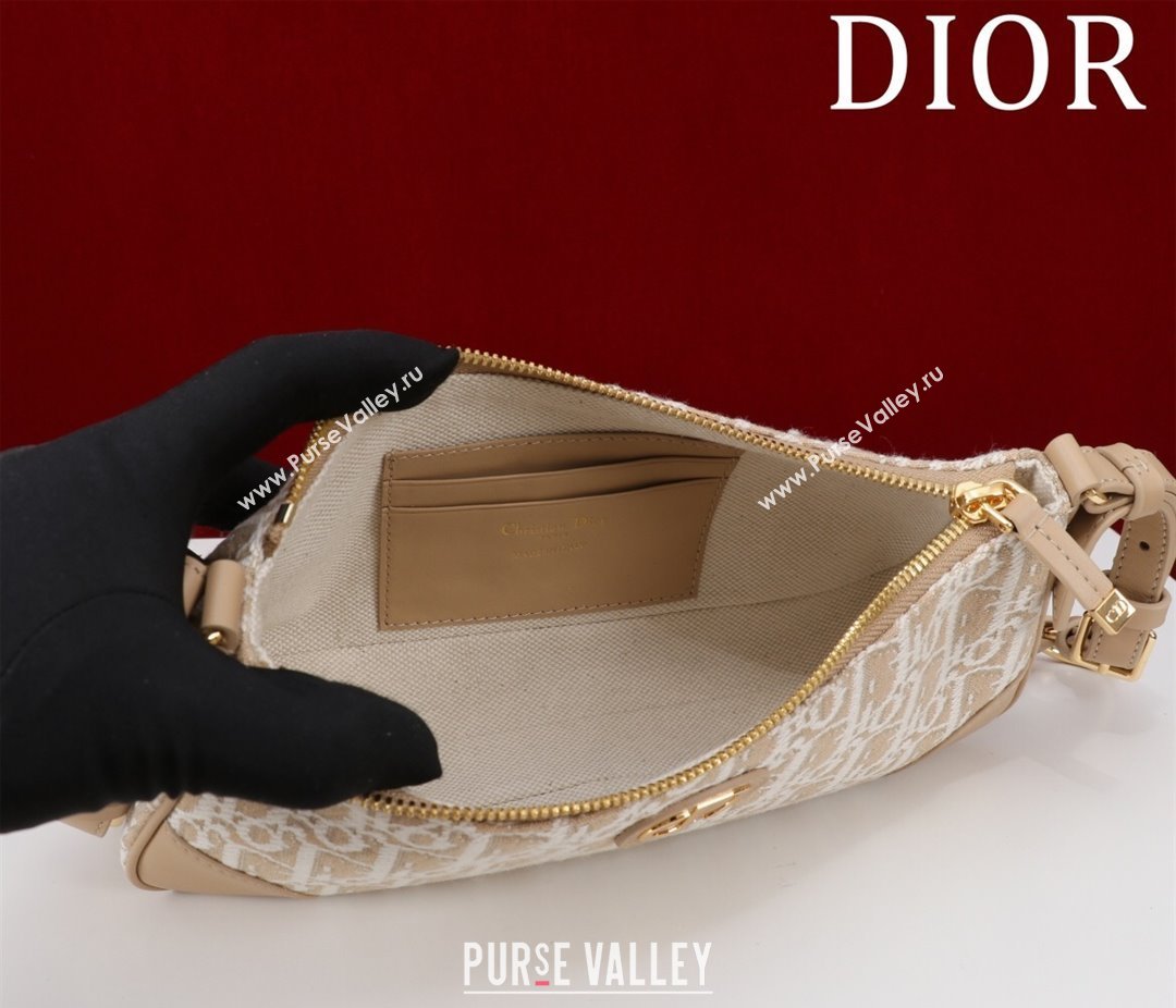 Dior 30 Montaigne Wanderlust Mini Bag in Beige Dior Oblique Chambray with Raffia Effect and Smooth Calfskin 2025 (XXG-250521139)