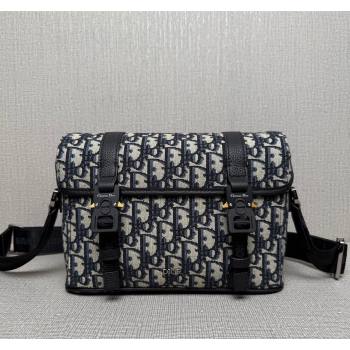 Dior Mens Hit the Road Messenger Bag with Flap in Oblique Jacquard with Grained Calfskin Beige/Black 2025 9271 (XXG-250521132)
