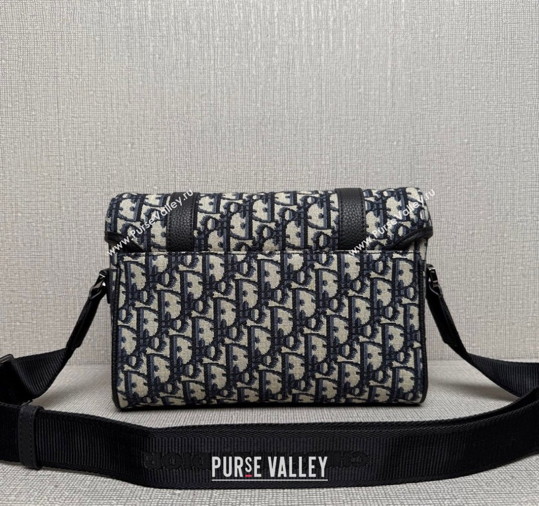 Dior Mens Hit the Road Messenger Bag with Flap in Oblique Jacquard with Grained Calfskin Beige/Black 2025 9271 (XXG-250521132)