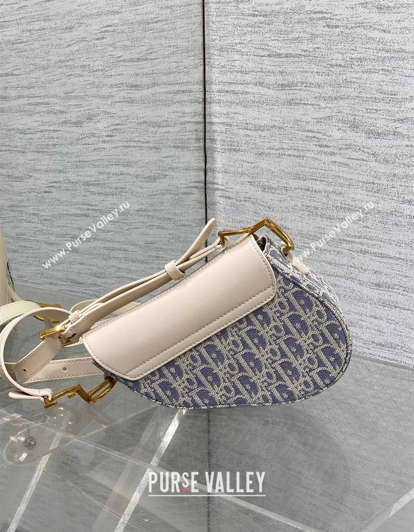 Dior Mini Saddle Bag with Strap in Blue Dior Oblique Chambray with Raffia Effect and White Calfskin 2025 (XXG-250627077)