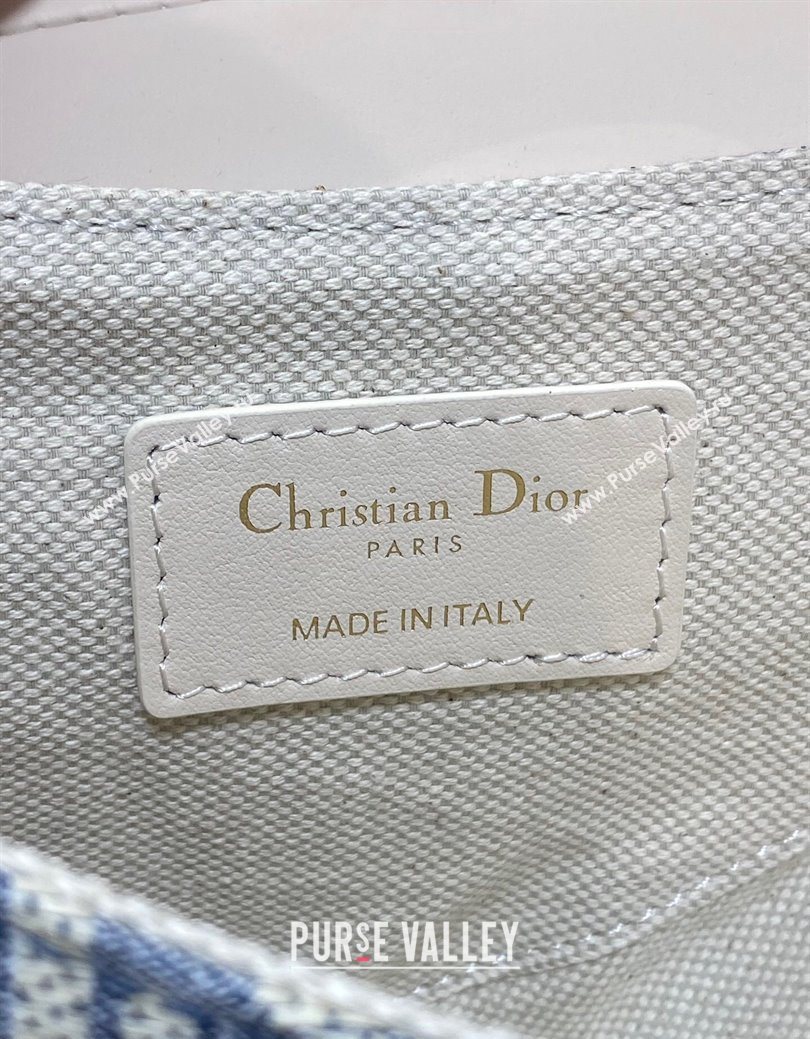 Dior Mini Saddle Bag with Strap in Blue Dior Oblique Chambray with Raffia Effect and White Calfskin 2025 (XXG-250627077)