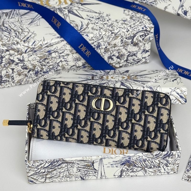 Dior 30 Montaigne Voyageur Slim Wallet in Oblique Jacquard Blue 2025 (XXG-250627083)