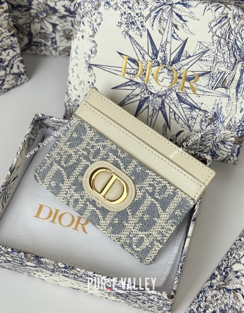 Dior 30 Montaigne Freesia Card Holder in Blue Oblique Chambray with Raffia Effect and White Smooth Calfskin 2025 (XXG-250627086)