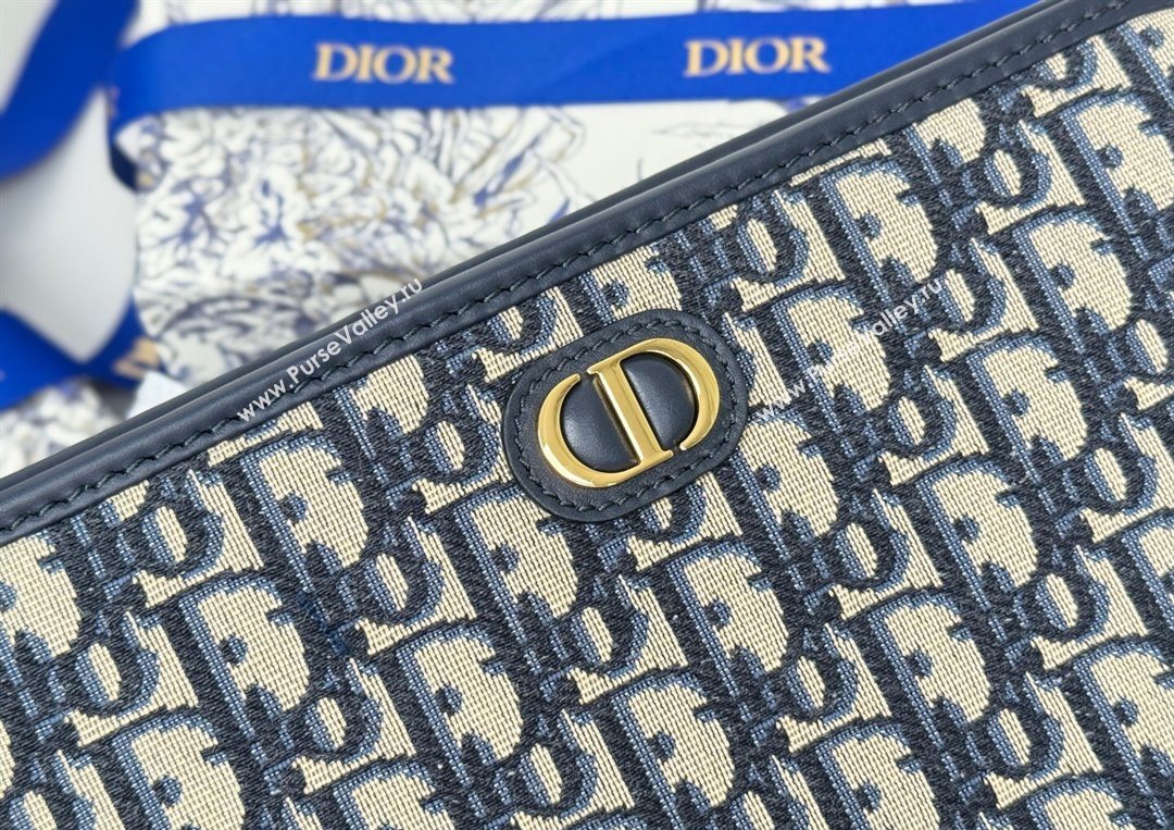 Dior 30 Montaigne Dea Pouch in Oblique Jacquard Blue 2025 (XXG-250627096)