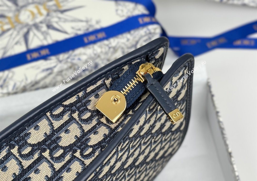 Dior 30 Montaigne Dea Pouch in Oblique Jacquard Blue 2025 (XXG-250627096)
