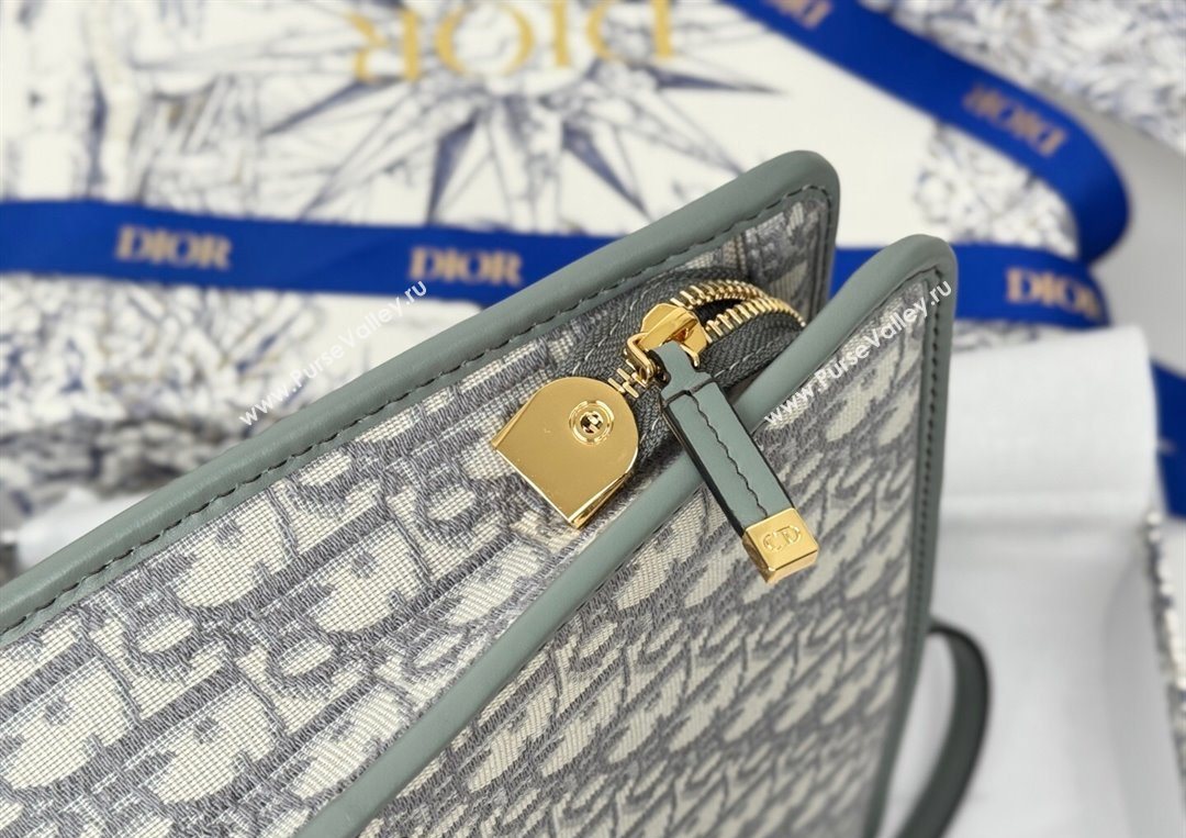 Dior 30 Montaigne Dea Pouch in Oblique Jacquard Grey 2025 (XXG-250627097)