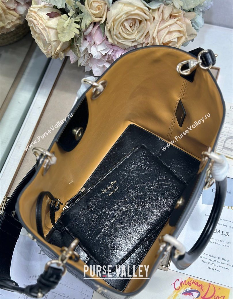 Dior Toujours Medium Bag in Crinkled Leather Black 2025 1188 (XXG-250627102)
