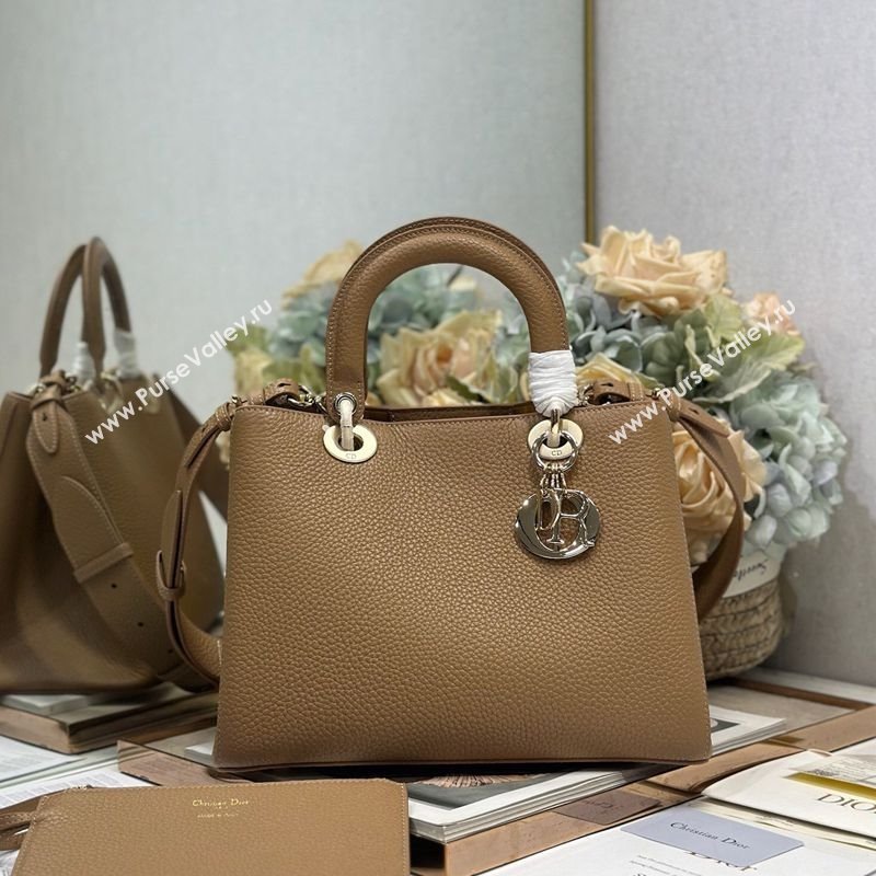 Dior Toujours Medium Bag in Litchi Grained Calfskin Brown 2025 1188 (XXG-250627103)