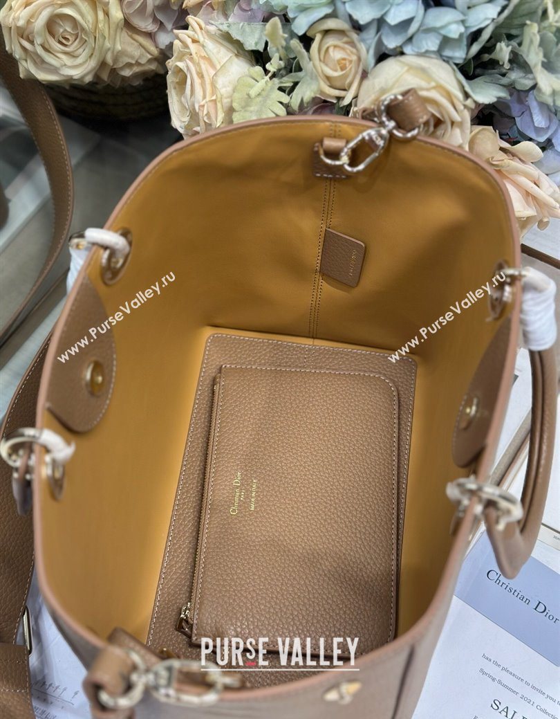 Dior Toujours Medium Bag in Litchi Grained Calfskin Brown 2025 1188 (XXG-250627103)