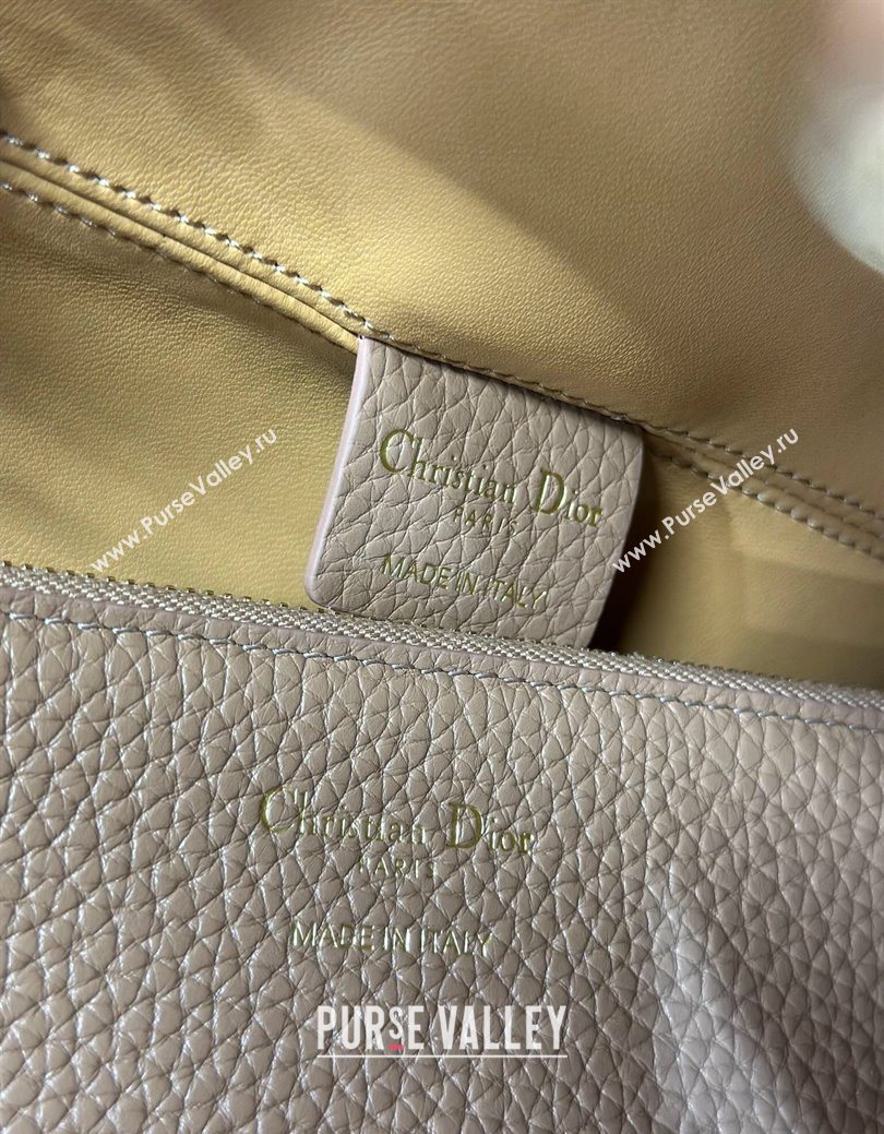 Dior Toujours Medium Bag in Litchi Grained Calfskin Brown 2025 1188 (XXG-250627103)