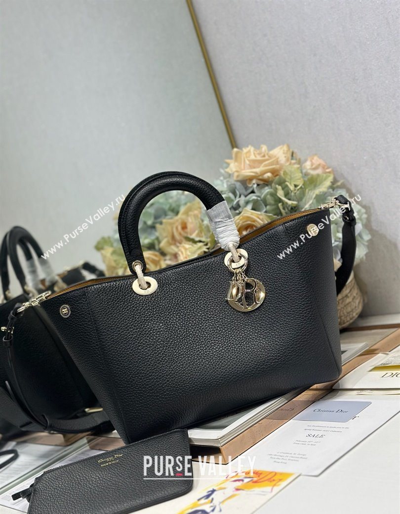 Dior Toujours Medium Bag in Litchi Grained Calfskin Black 2025 1188 (XXG-250627104)