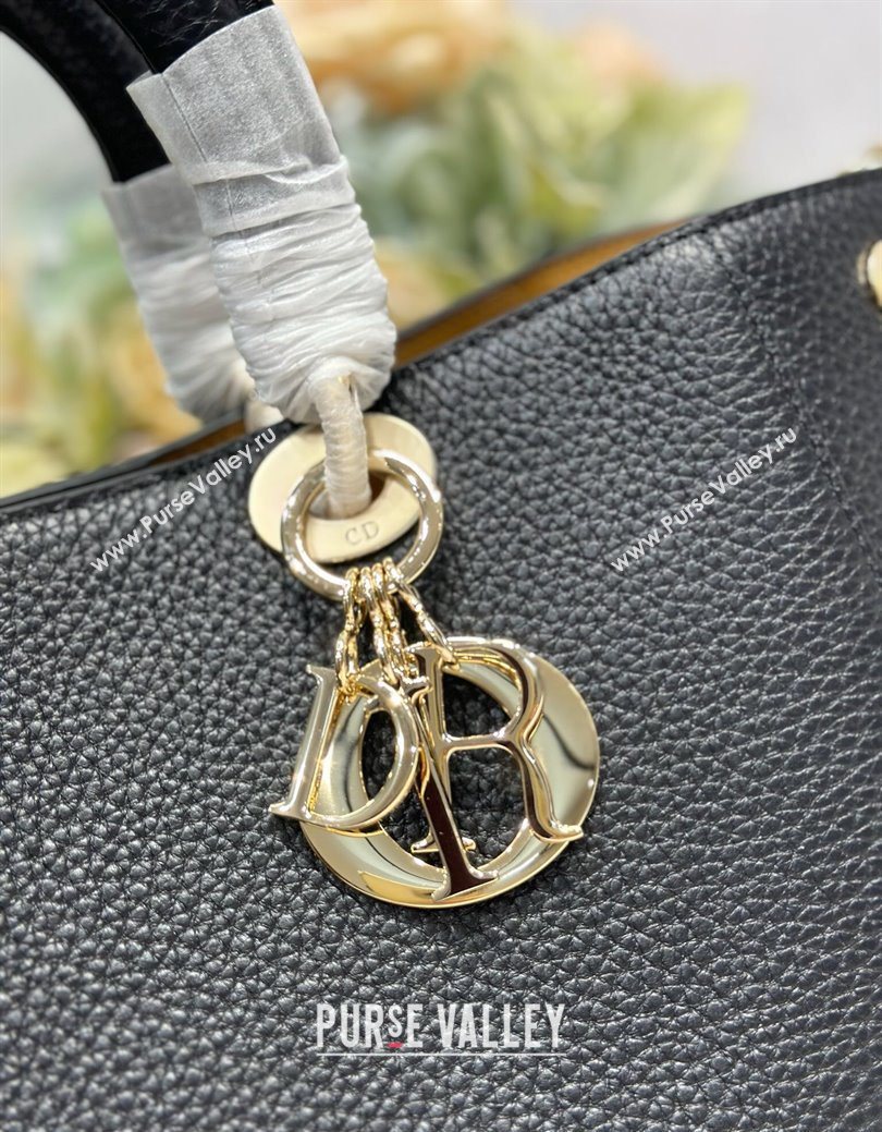 Dior Toujours Medium Bag in Litchi Grained Calfskin Black 2025 1188 (XXG-250627104)