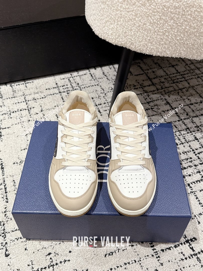 Dior B57 Dribble Low-Top Sneakers in Smooth Calfskin with Beige and Black Dior Oblique Jacquard White/Beige 2025 (KL-250710008)