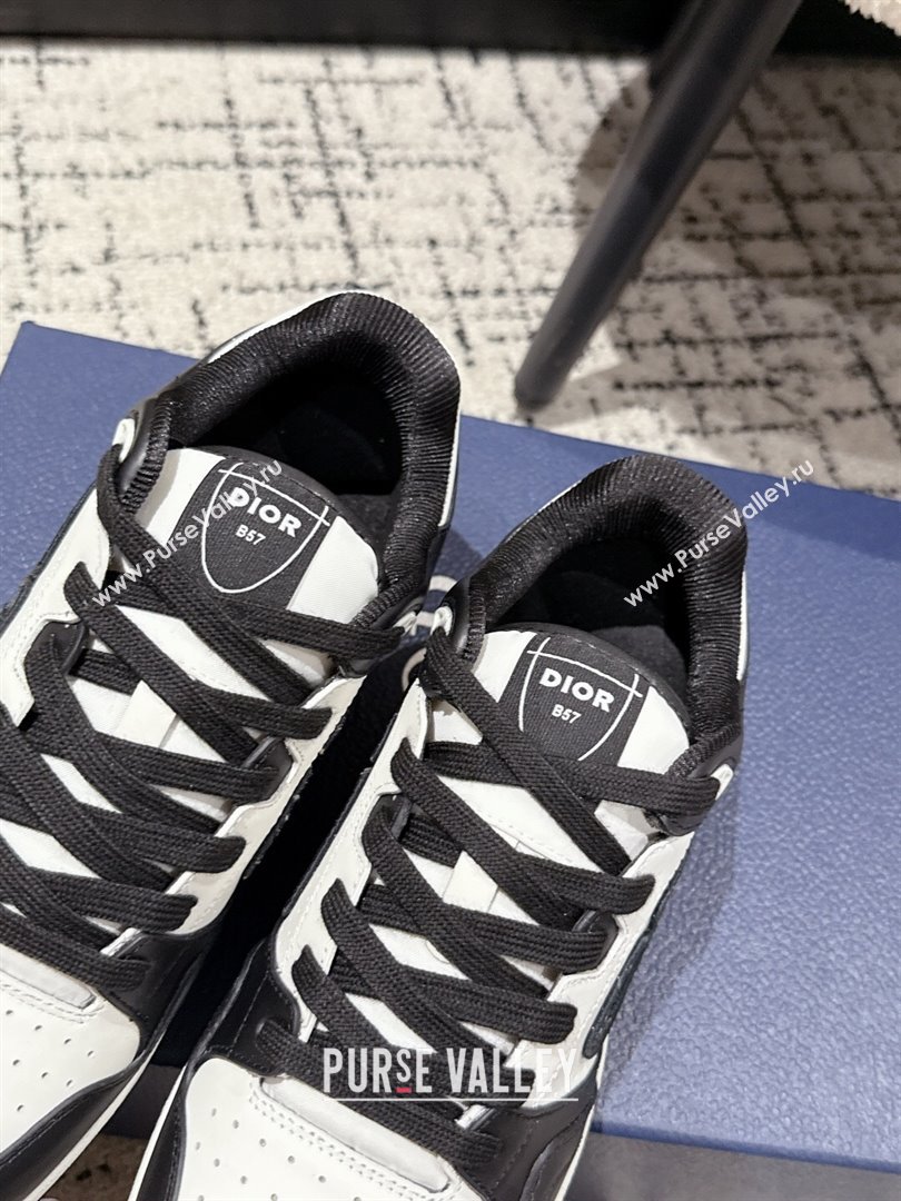 Dior B57 Dribble Low-Top Sneakers in Smooth Calfskin with Beige and Black Dior Oblique Jacquard White/Black 2025 (KL-250710010)