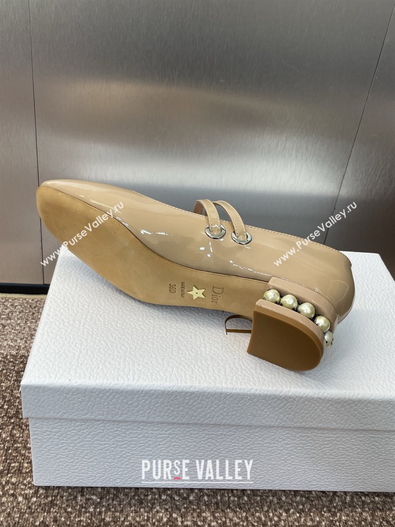 Dior D-Lane Mary Janes Pumps 3.5cm in Patent Leather with Pearls Beige 2025 (JC-250710026)
