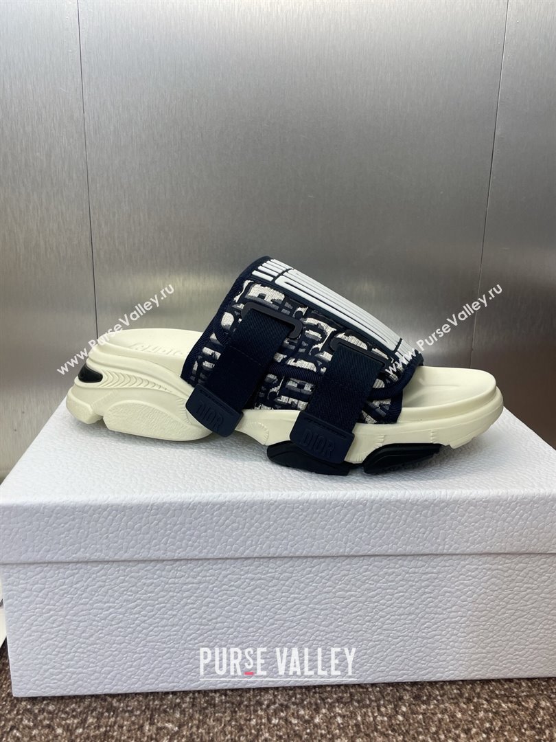 Dior D-Wander Platform Slides Sandal in Oblique Fabric Blue/Beige 2025 (JC-250710023)