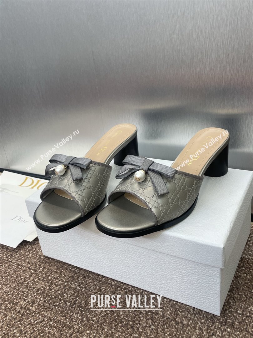 Dior Oblique Leather Heeled Slides Sandal 6cm with Pearl Bow Grey 2025 (JC-250710042)