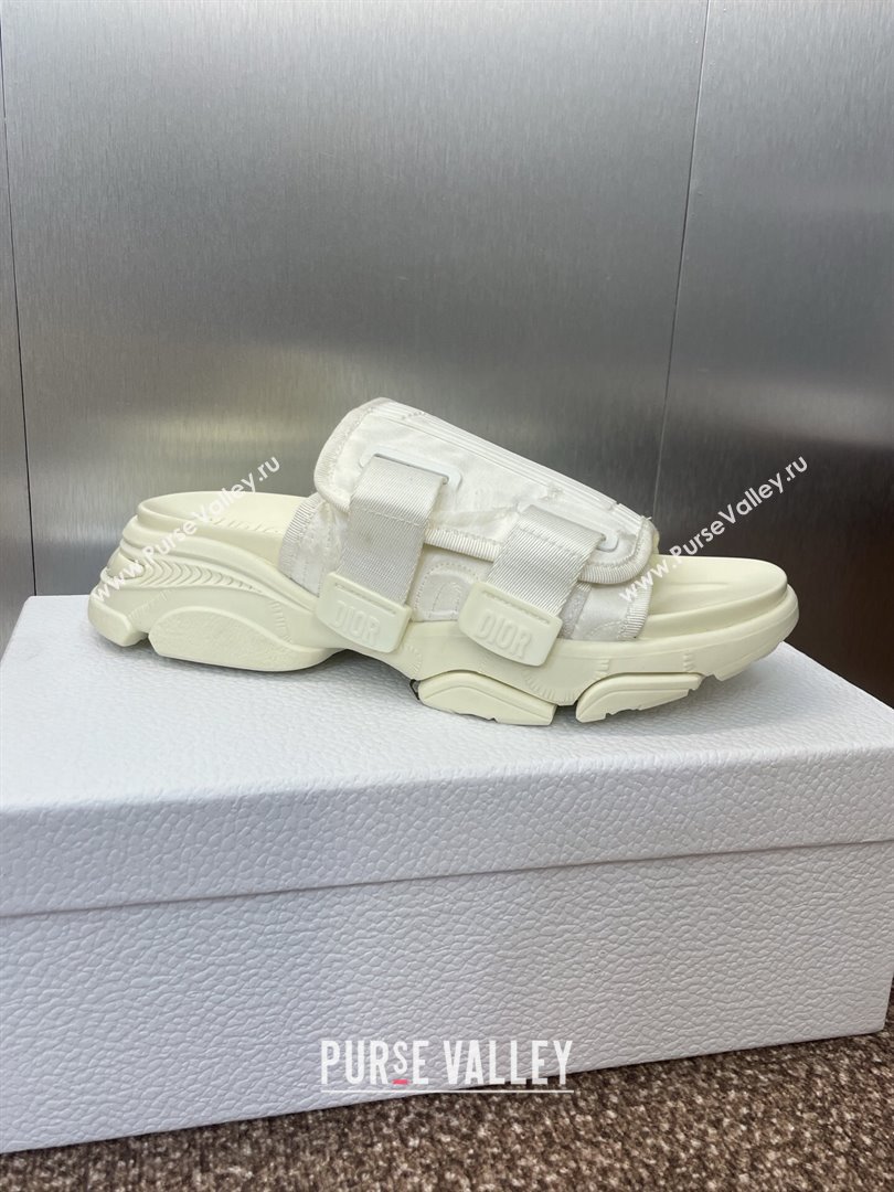 Dior D-Wander Platform Slides Sandal in Oblique Fabric White 2025 (JC-250710024)