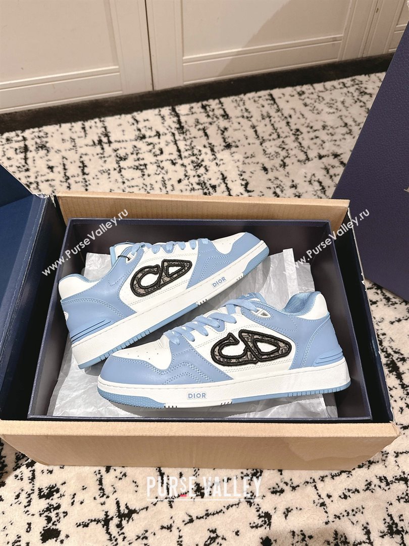 Dior B57 Dribble Low-Top Sneakers in Smooth Calfskin with Beige and Black Dior Oblique Jacquard Light Blue 2025 (KL-250710011)