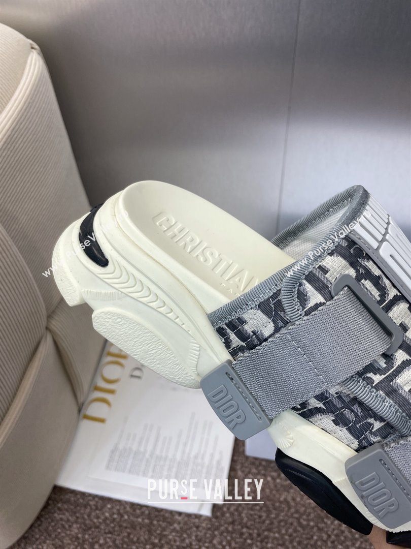 Dior D-Wander Platform Slides Sandal in Oblique Fabric Grey 2025 (JC-250710021)