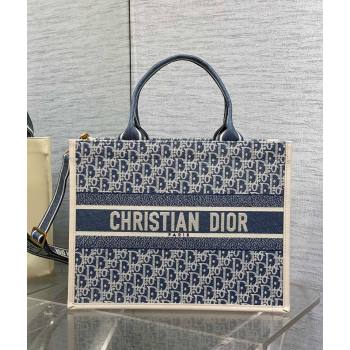 Dior Medium Dior Book Tote Bag in Dior Oblique Chambray-Effect Embroidery Blue/White 2025 (XXG-250806044)