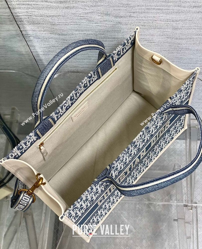 Dior Medium Dior Book Tote Bag in Dior Oblique Chambray-Effect Embroidery Blue/White 2025 (XXG-250806044)
