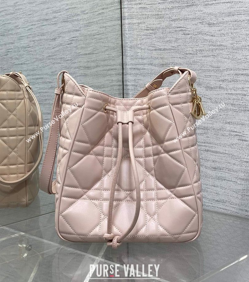 Dior Medium D-Motion Bag in Macrocannage Lambskin Powder Pink 2025 0806 (XXG-250806001)