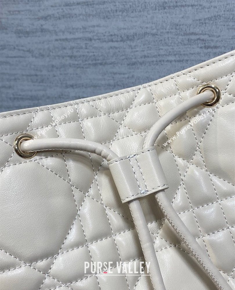 Dior Medium D-Motion Bag in Macrocannage Lambskin Ivory White 2025 0806 (XXG-250806002)