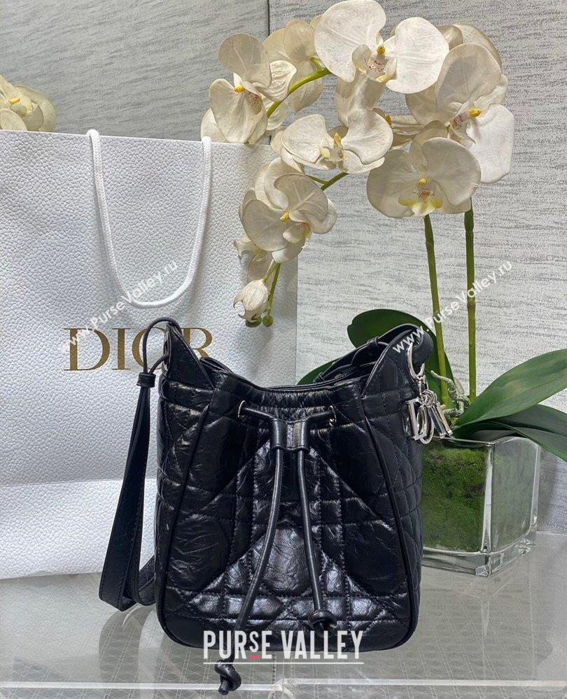 Dior Small D-Motion Bag in Macrocannage Crinkled Calfskin Black 2025 2851 (XXG-250806008)
