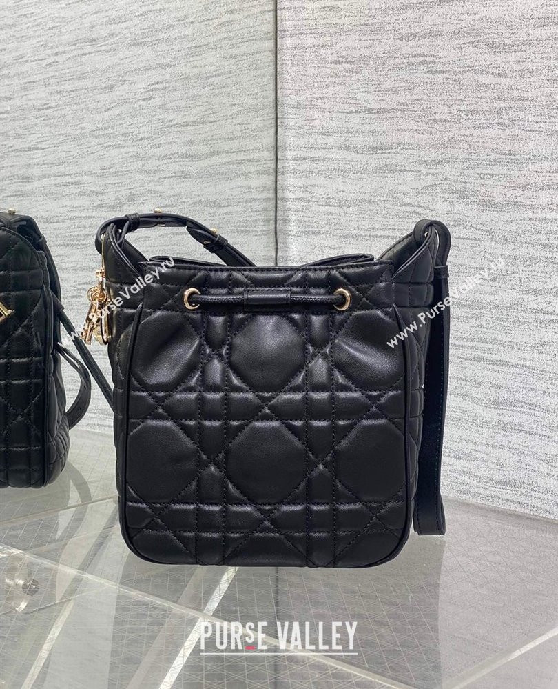 Dior Small D-Motion Bag in Macrocannage Lambskin Black 2025 2851 (XXG-250806009)