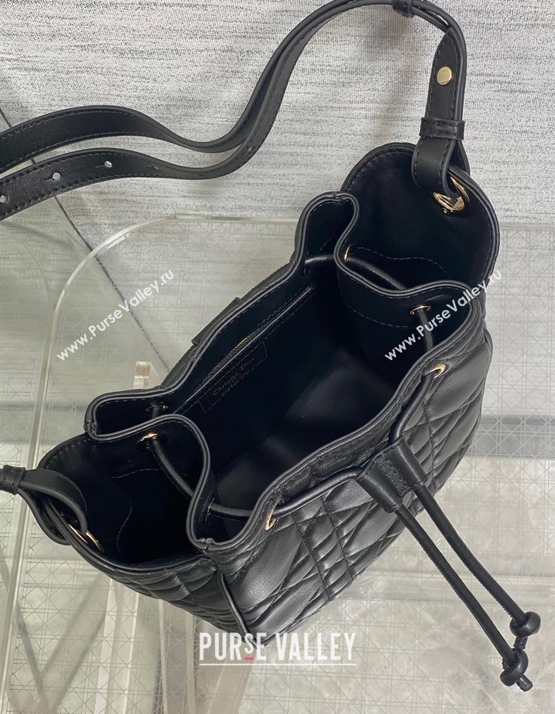 Dior Small D-Motion Bag in Macrocannage Lambskin Black 2025 2851 (XXG-250806009)