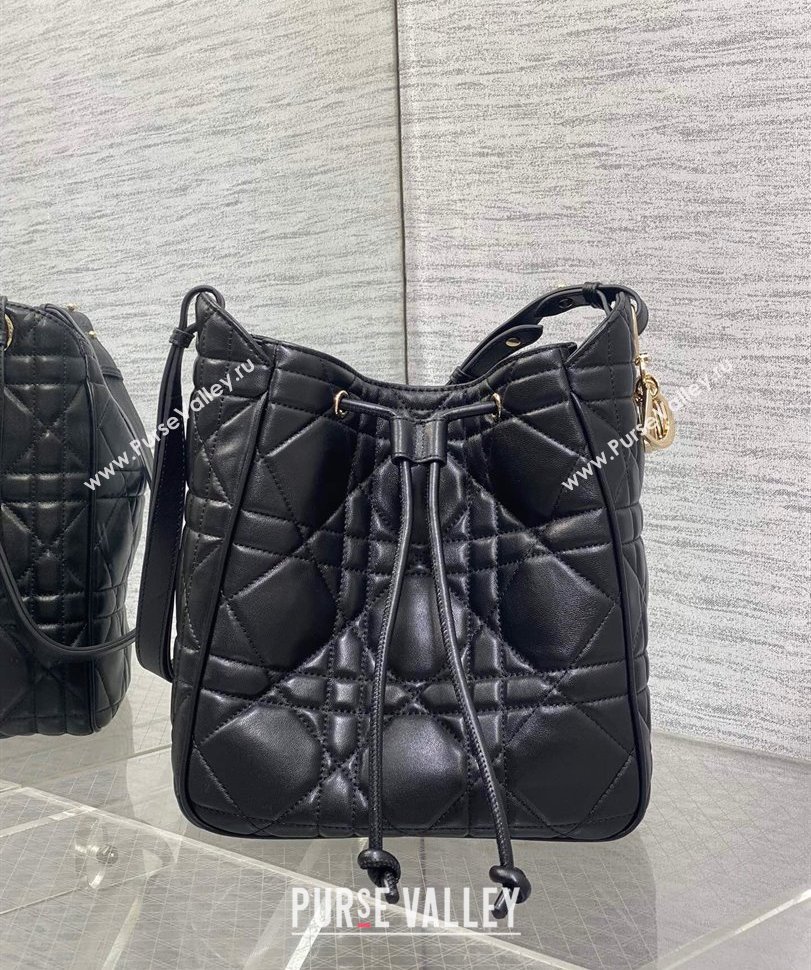 Dior Medium D-Motion Bag in Macrocannage Lambskin Black 2025 0806 (XXG-250806004)
