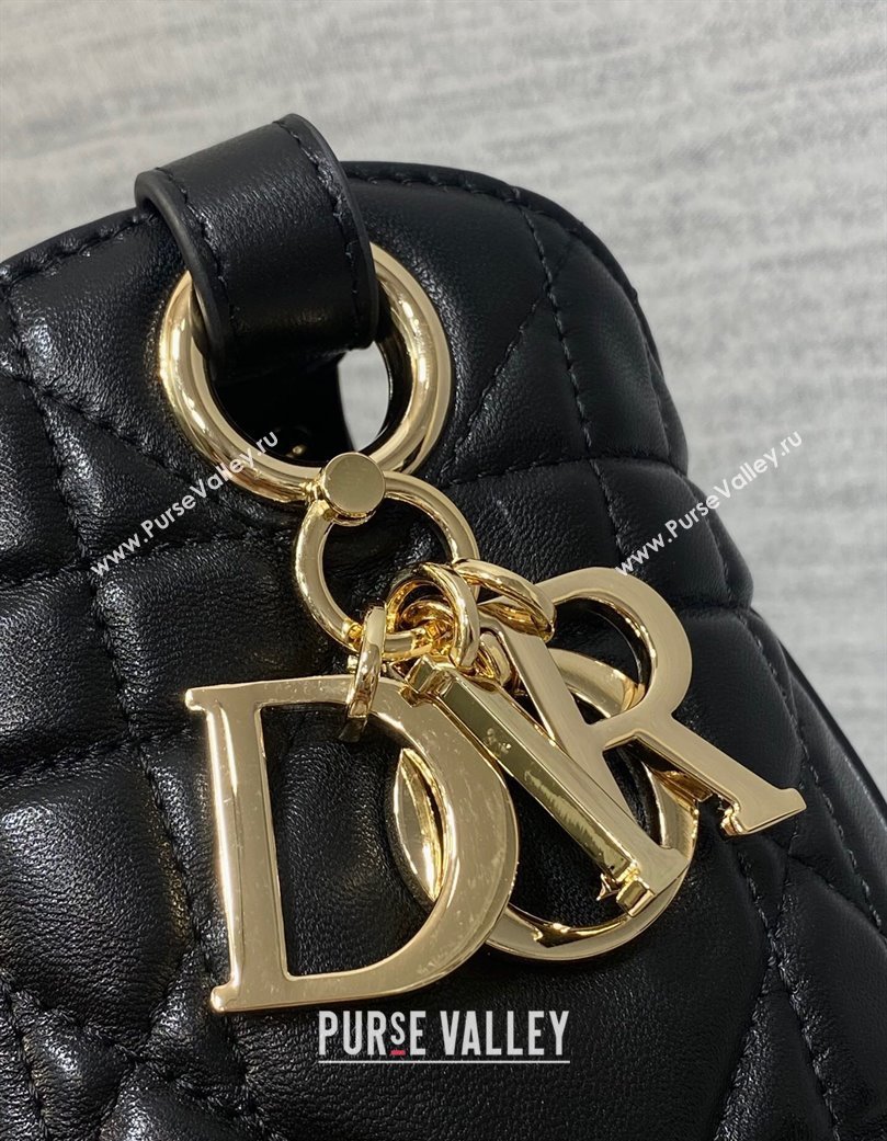 Dior Medium D-Motion Bag in Macrocannage Lambskin Black 2025 0806 (XXG-250806004)
