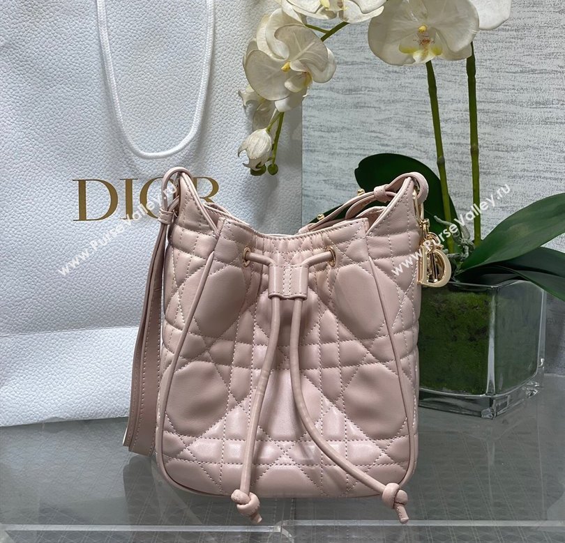 Dior Small D-Motion Bag in Macrocannage Lambskin Powder Pink 2025 2851 (XXG-250806006)