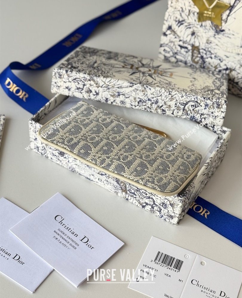 Dior DiorTravel Myrte Zipped Key Case in Blue Oblique Chambray-Effect Embroidery 2025 S2177UTZQ (XXG-250806084)