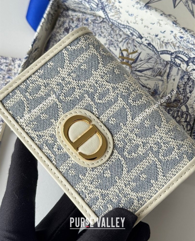 Dior 30 Montaigne Glycine Card Holder in Blue Oblique Chambray-Effect Embroidery 2025 S2300UWHC (XXG-250806088)