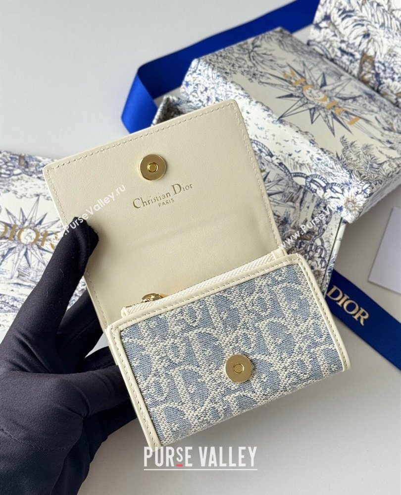 Dior 30 Montaigne Glycine Card Holder in Blue Oblique Chambray-Effect Embroidery 2025 S2300UWHC (XXG-250806088)