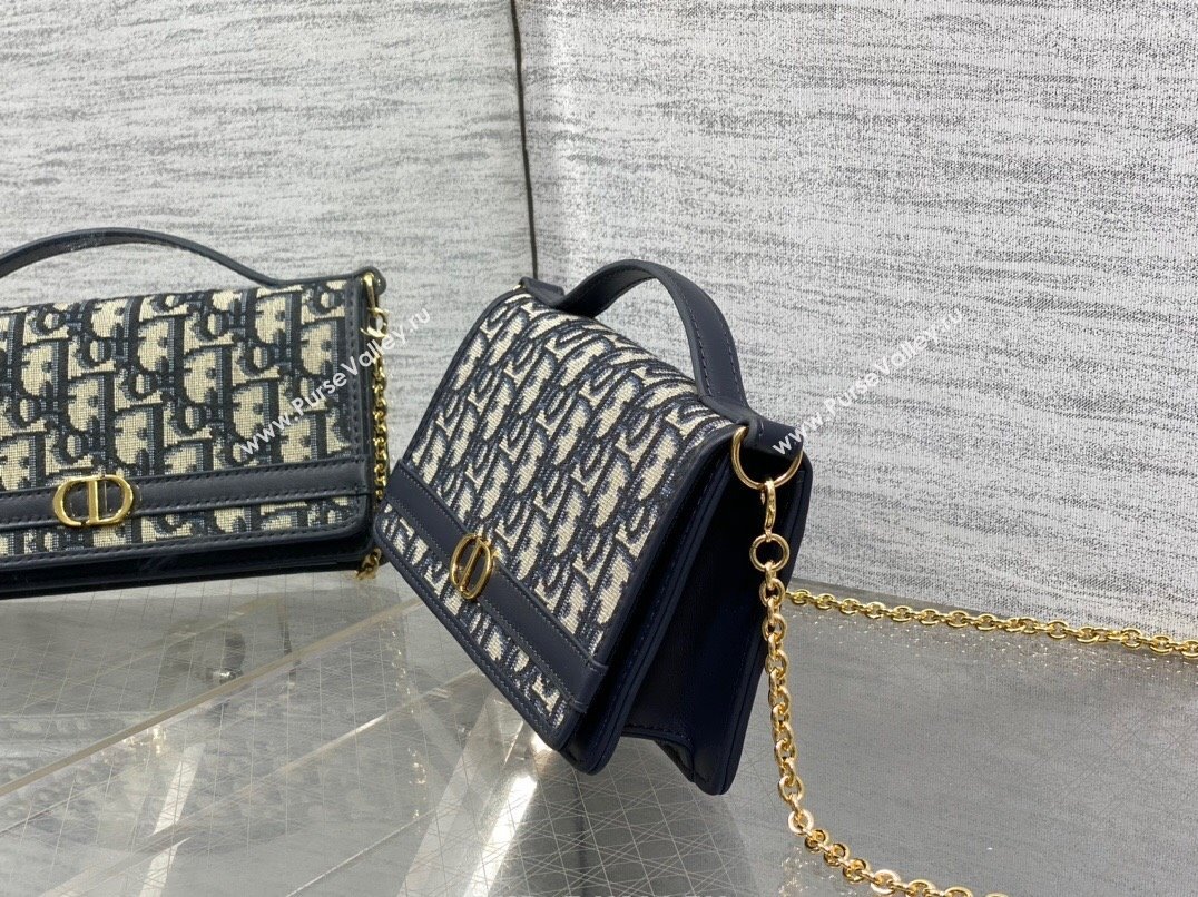 Dior 30 Montaigne Cigale Pouch with Chain in Blue Dior Oblique Jacquard 2025 (XXG-250806038)