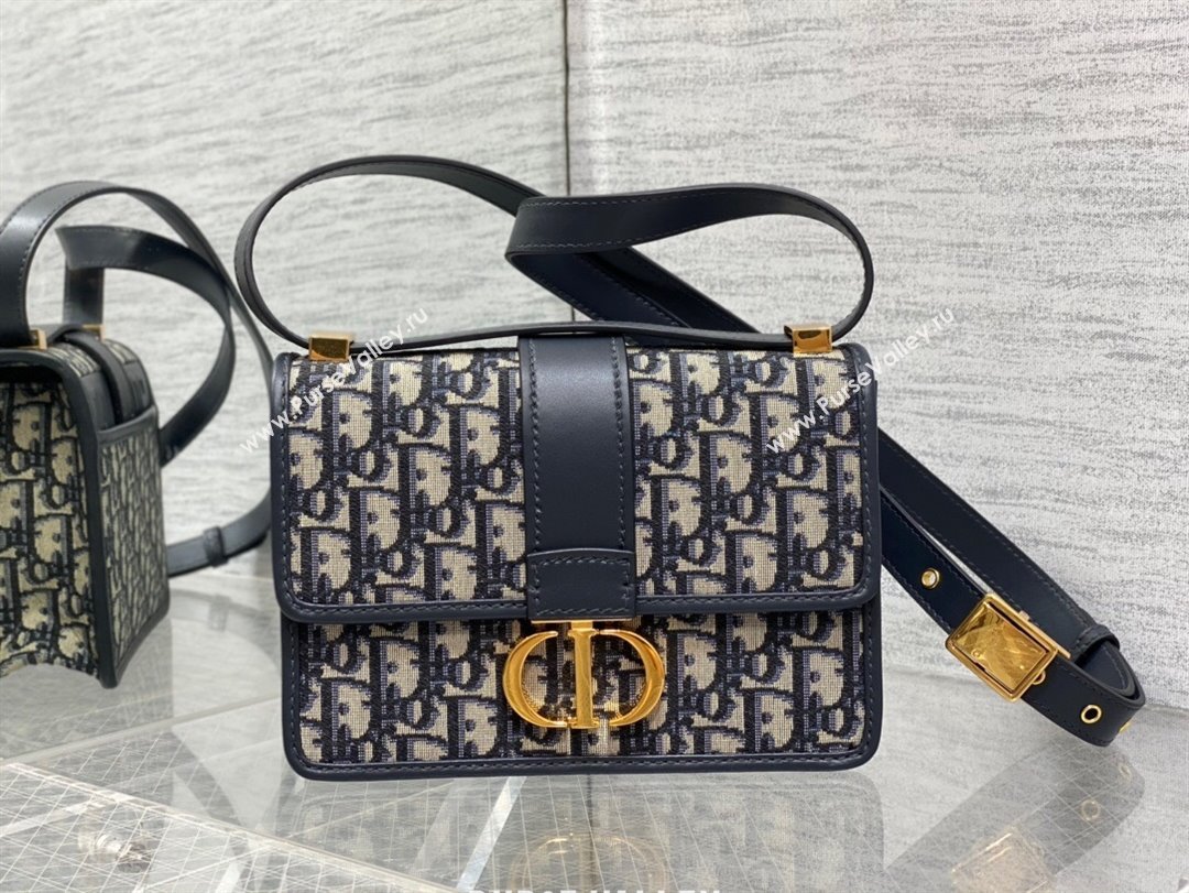 Dior Small 30 Montaigne Bag in Blue Dior Oblique Jacquard 2025 M9074 (XXG-250806113)