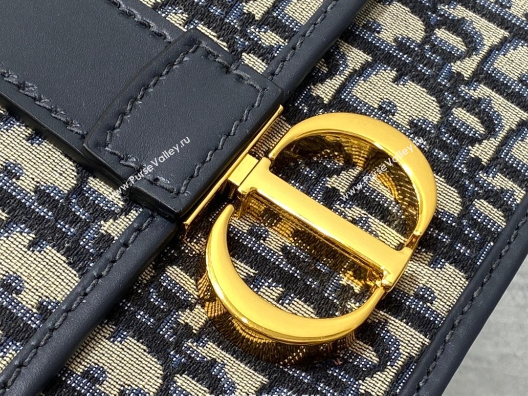 Dior Small 30 Montaigne Bag in Blue Dior Oblique Jacquard 2025 M9074 (XXG-250806113)