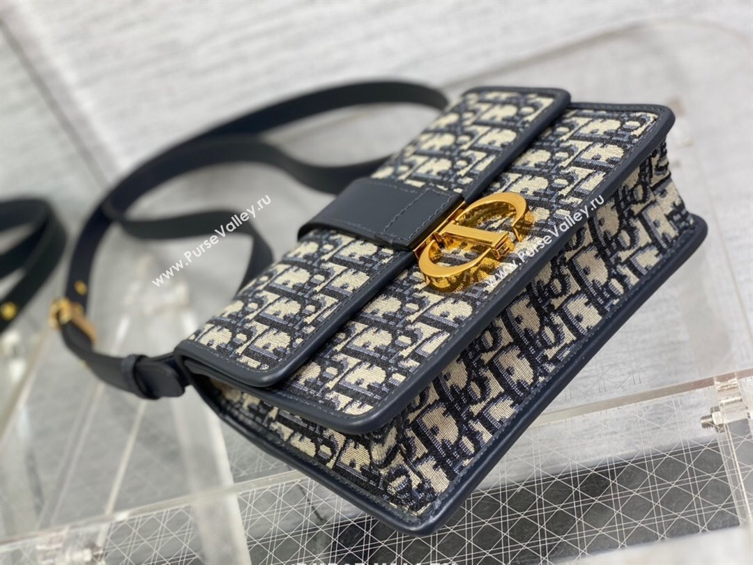 Dior Small 30 Montaigne Bag in Blue Dior Oblique Jacquard 2025 M9074 (XXG-250806113)