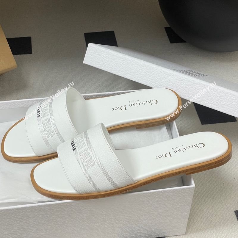 Dior Dway Flat Slides Sandal in Grained Calfskin Leather White 2025 S03W (MD-250822065)
