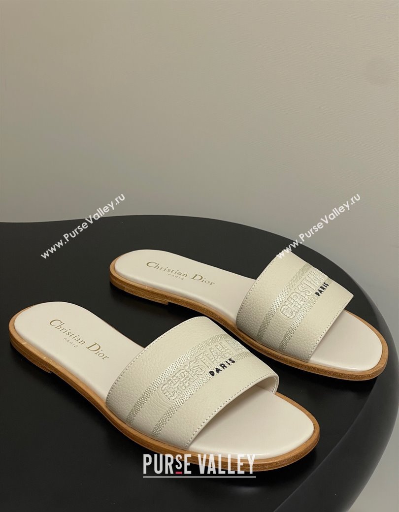 Dior Dway Flat Slides Sandal in Grained Calfskin Leather Light Beige 2025 S03W (MD-250822067)