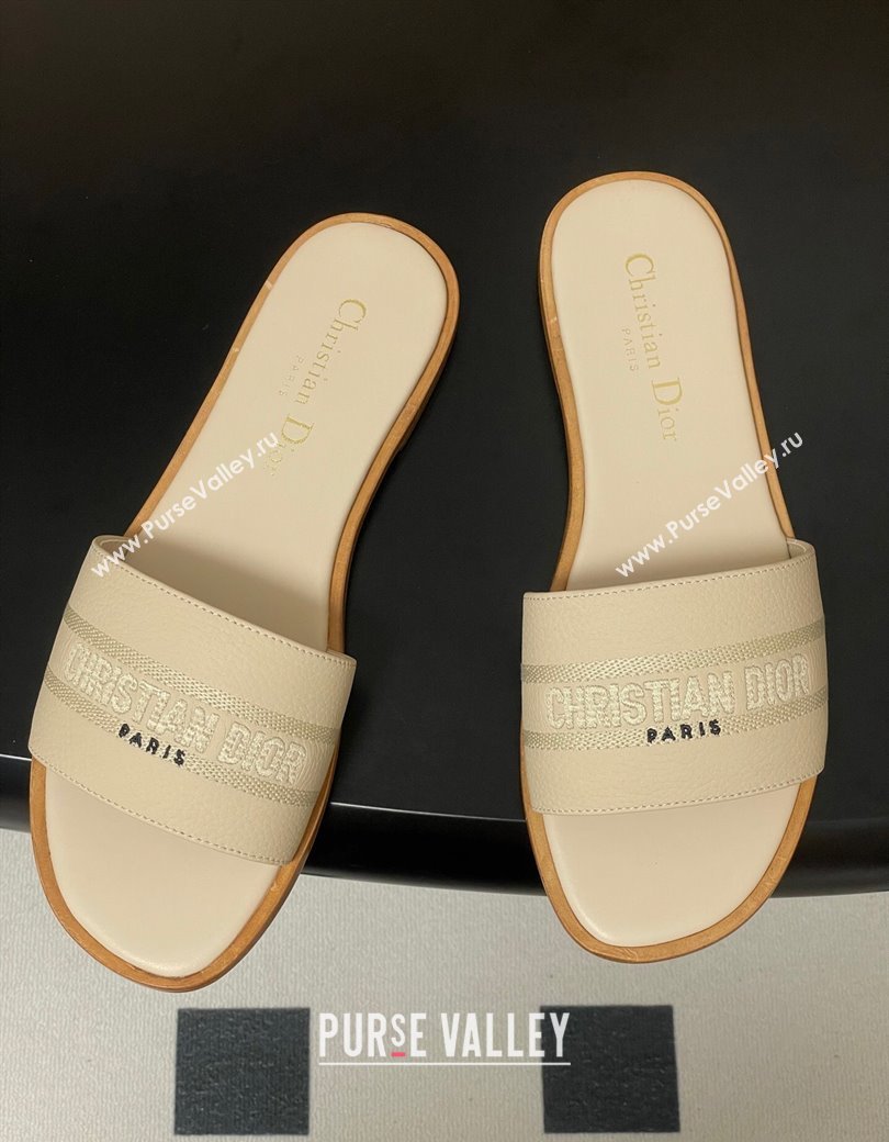 Dior Dway Flat Slides Sandal in Grained Calfskin Leather Light Beige 2025 S03W (MD-250822067)
