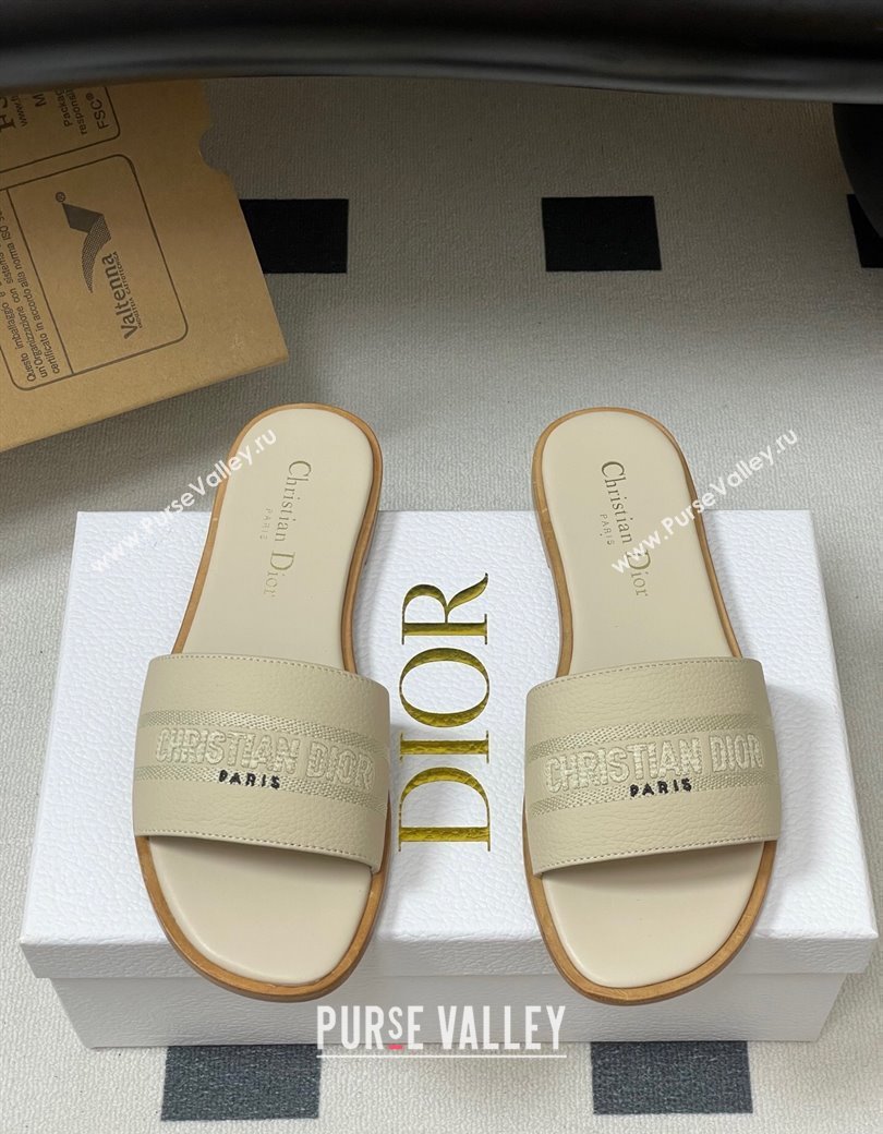 Dior Dway Flat Slides Sandal in Grained Calfskin Leather Light Beige 2025 S03W (MD-250822067)