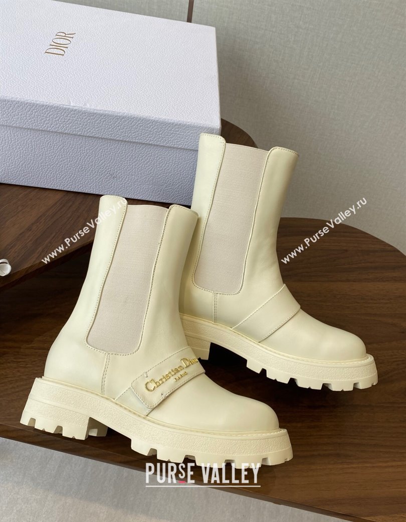 Dior D-Quest Ankle Boots in Calfskin Leather White 2025 0822 (KL-250822056)