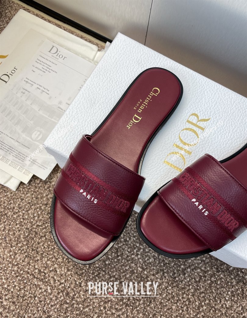 Dior Dway Flat Slides Sandal in Grained Calfskin Leather Burgundy 2025 S03W (MD-250822070)