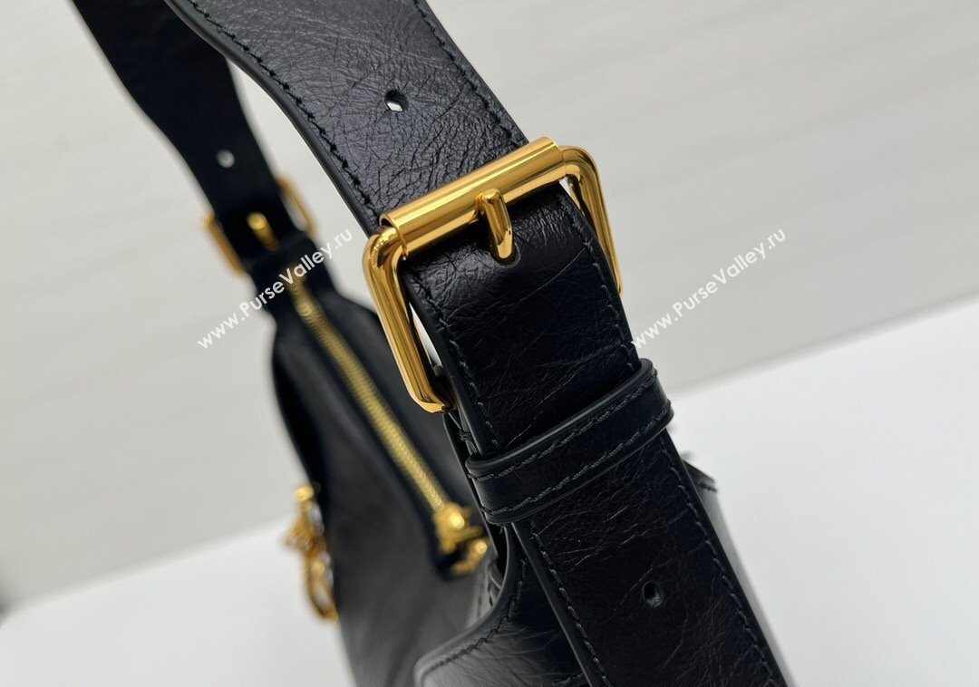 Dior Small Voyage Bag in Flat Macrocannage Crinkled Calfskin Leather Black 2025 2845 (XXG-250929116)